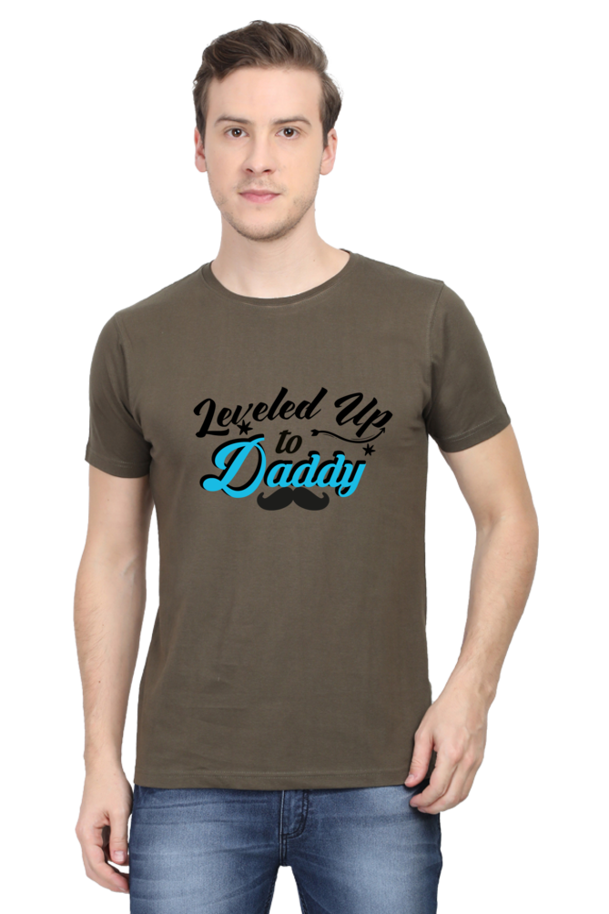 Leveled Up To Daddy - Men's T-shirt